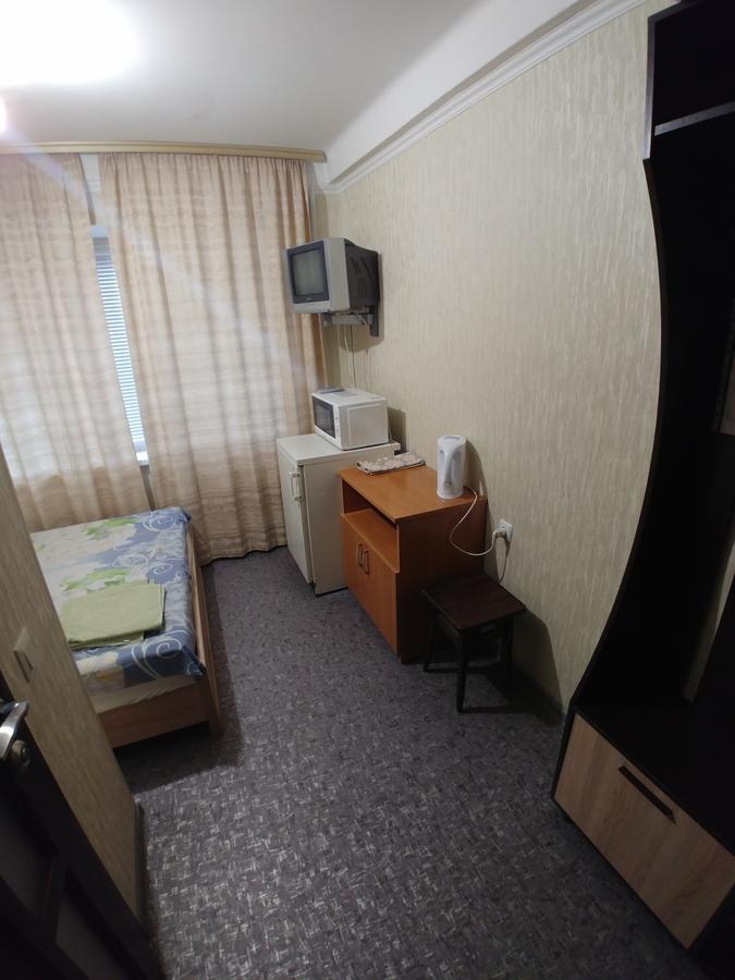 Отель Юность Kiev Exterior foto